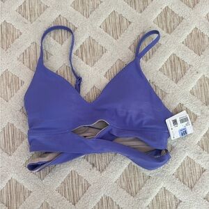 lululemon sports bra size 4